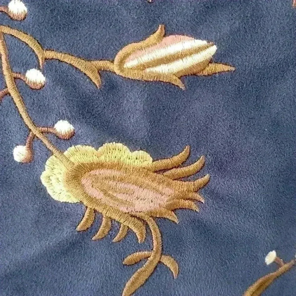 Lulus New Song Faux Suede Floral Embroidery Skirt Navy Blue Size Medium - Picture 4 of 9